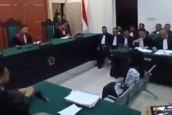 Sidang Kasus Penganiayaan di SDN 4 Baito: Supriyani Tertekan untuk Mengakui Tuduhan