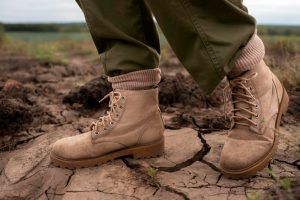 sepatu boots