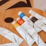 Cat Minyak: Pilihan Favorit Seniman untuk Hasil Lukisan Lebih Hidup dan Tahan Lama