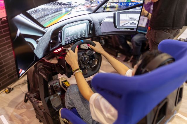 Tips bermain F1 simulator